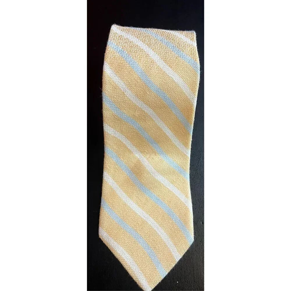 Brooks Brothers tie